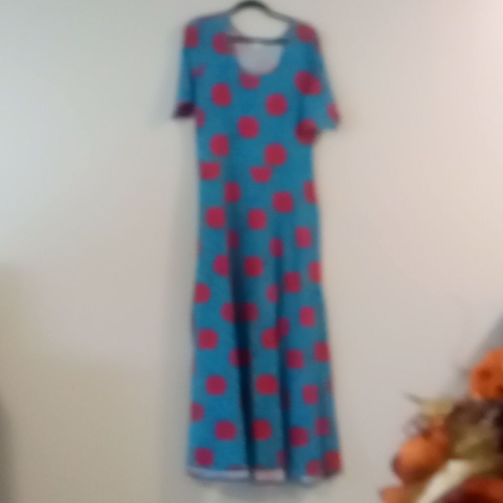 PLUS SIZE DRESS